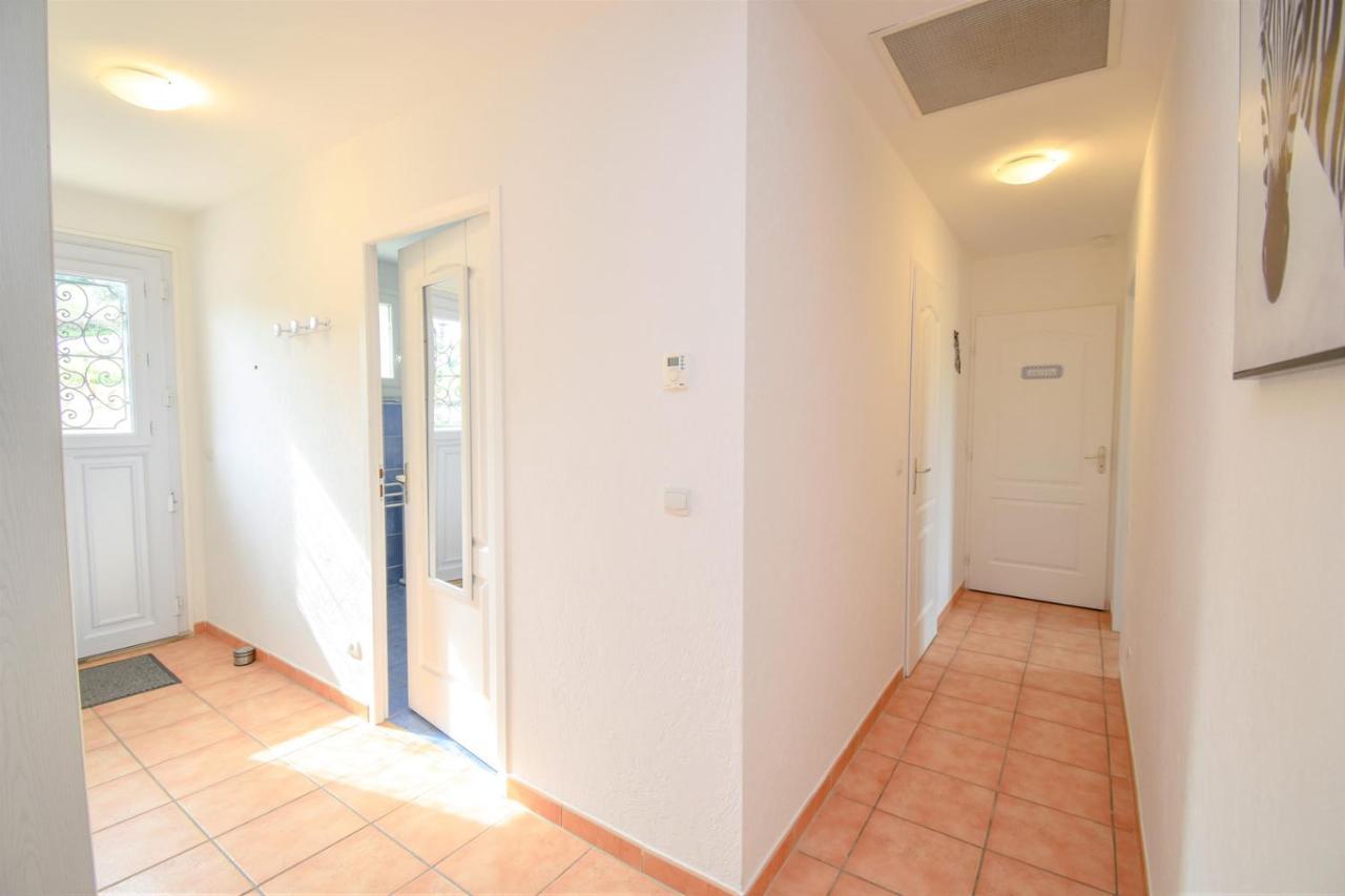 דראגיניאן Charmante Maison Climatisee Avec Piscine מראה חיצוני תמונה